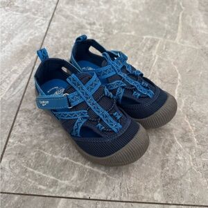 Oshkosh Kids Blue and Gray Shoes